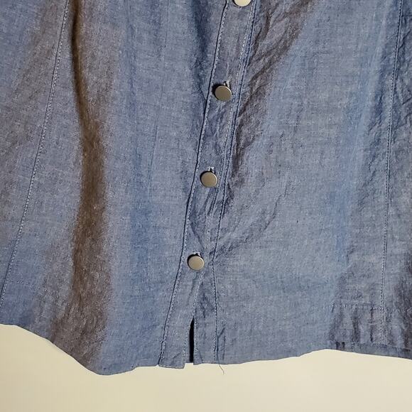 Joie lightweight pleated  blue button front chambray circle flare skirt Large - Picture 7 of 8